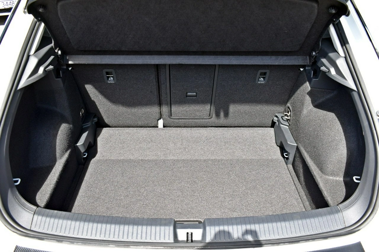 Volkswagen T-Roc - Zdjęcie 24