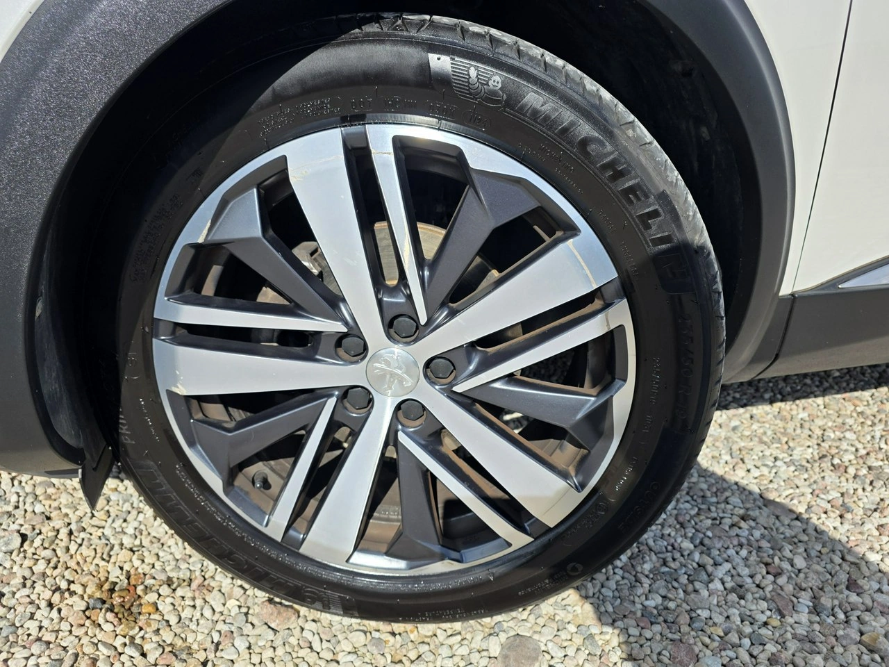 Peugeot 3008 - Zdjęcie 11