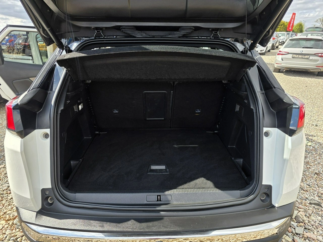 Peugeot 3008 - Zdjęcie 17