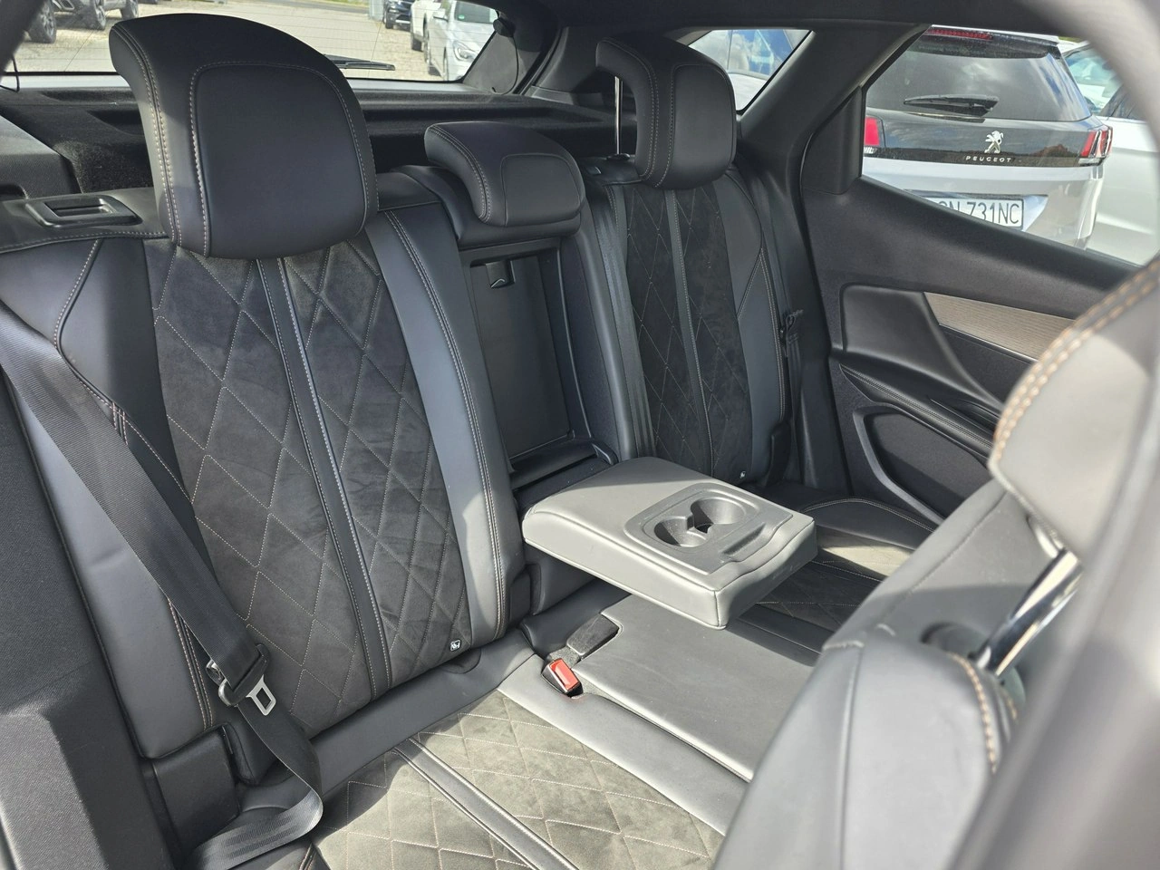 Peugeot 3008 - Zdjęcie 27