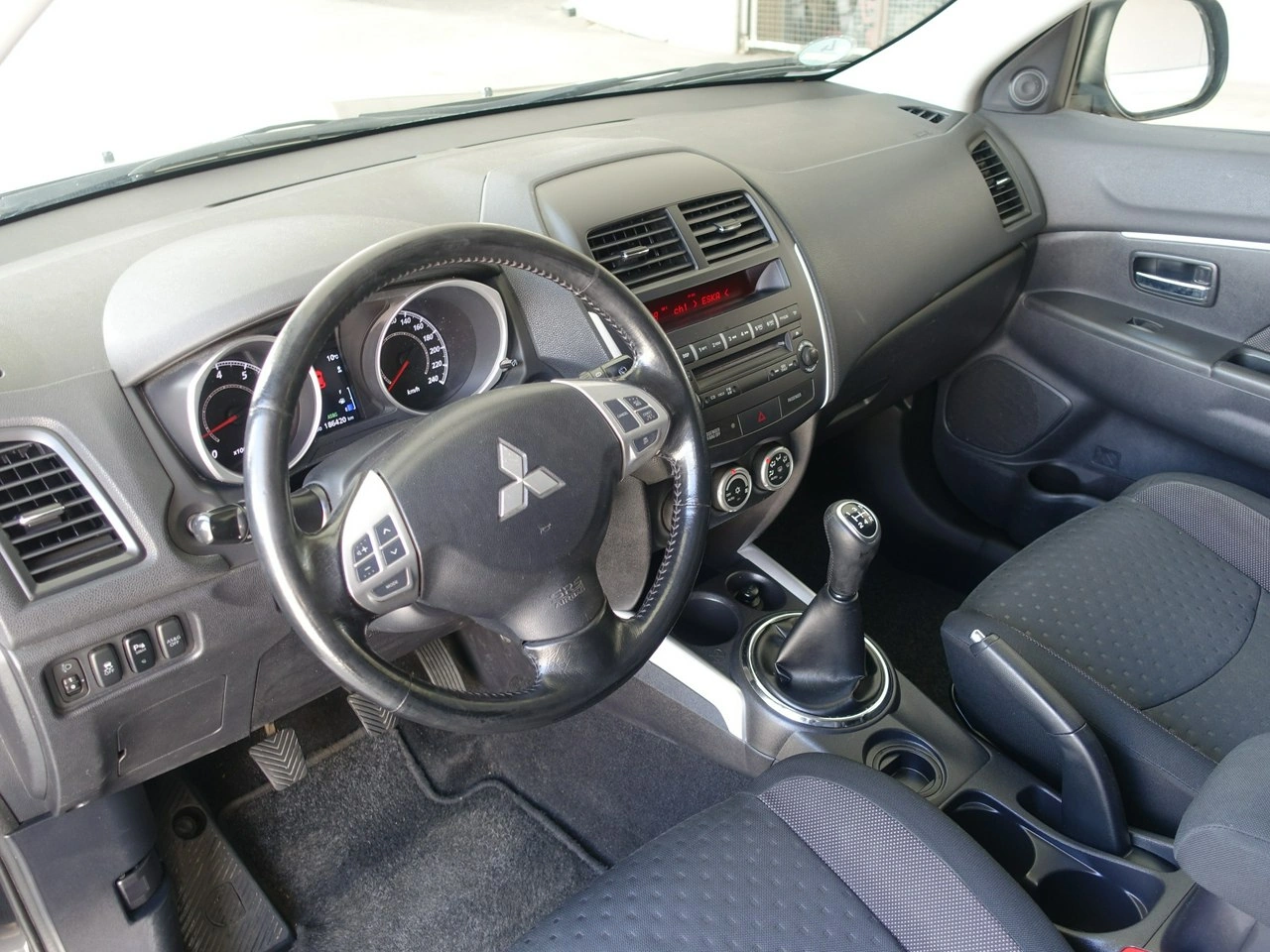Mitsubishi ASX - Zdjęcie 11