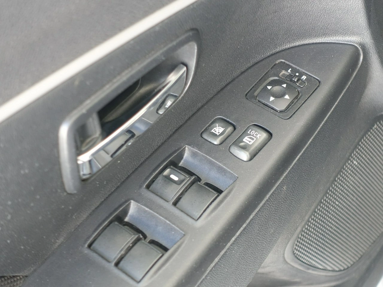 Mitsubishi ASX - Zdjęcie 12