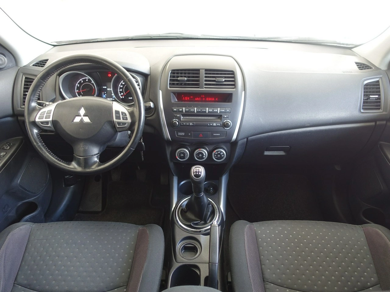 Mitsubishi ASX - Zdjęcie 17