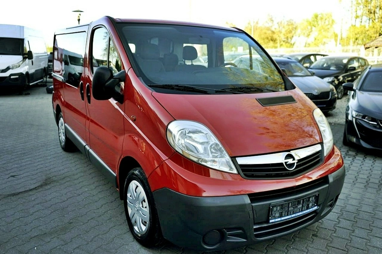 Opel Vivaro - Zdjęcie 10
