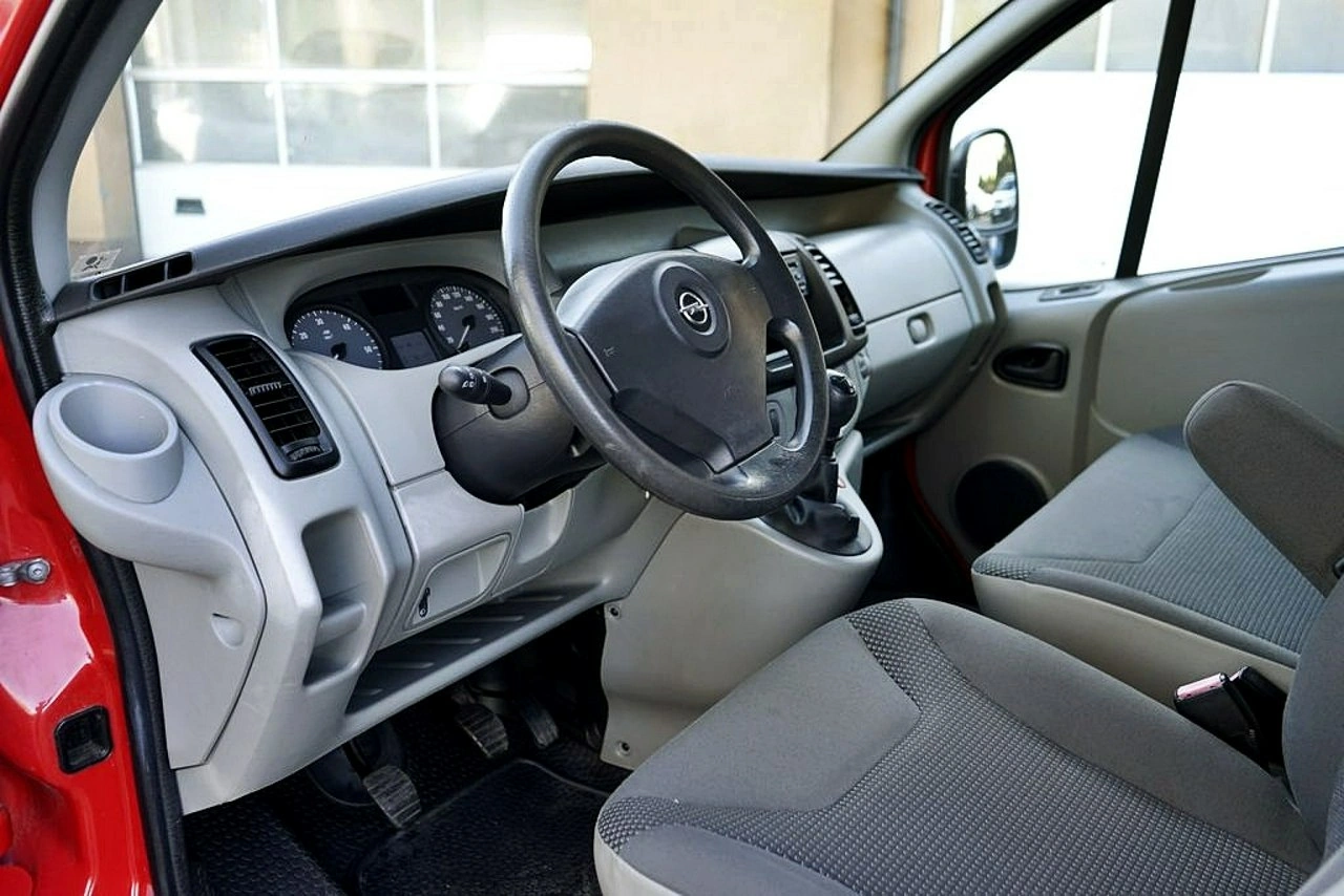 Opel Vivaro - Zdjęcie 16