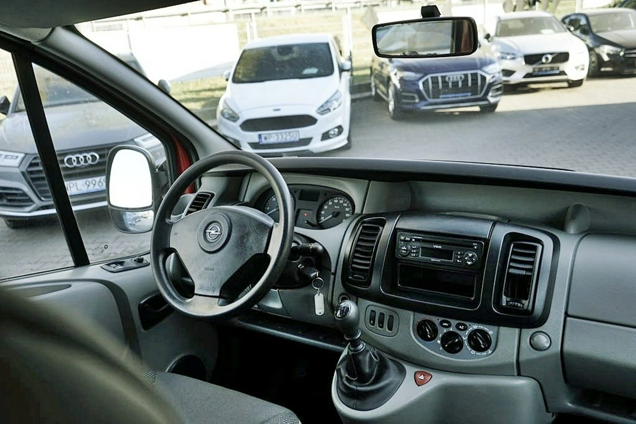 Opel Vivaro - Zdjęcie 17