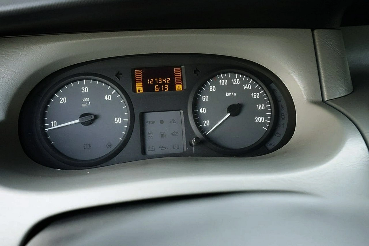 Opel Vivaro - Zdjęcie 21