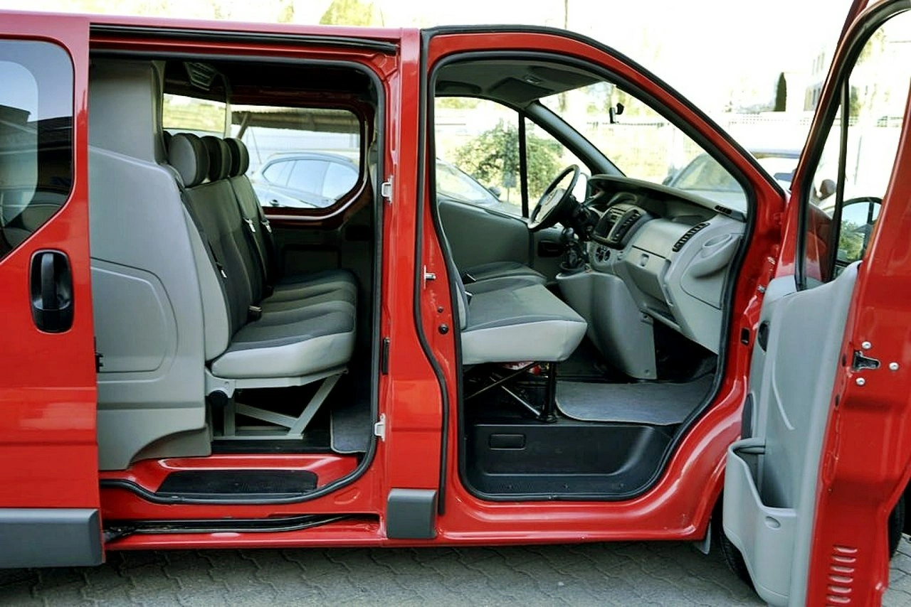 Opel Vivaro - Zdjęcie 23
