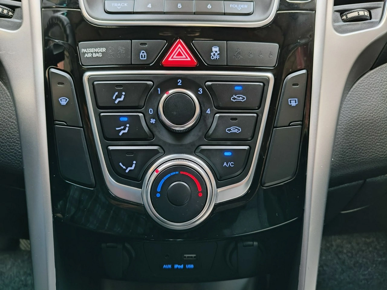 Hyundai i30 - Zdjęcie 18