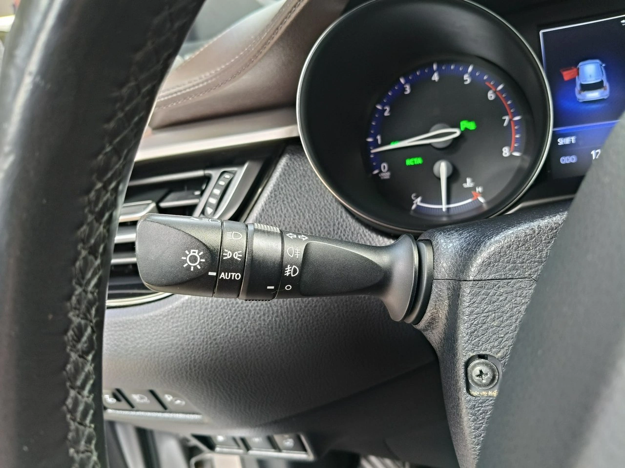 Toyota C-HR - Zdjęcie 21