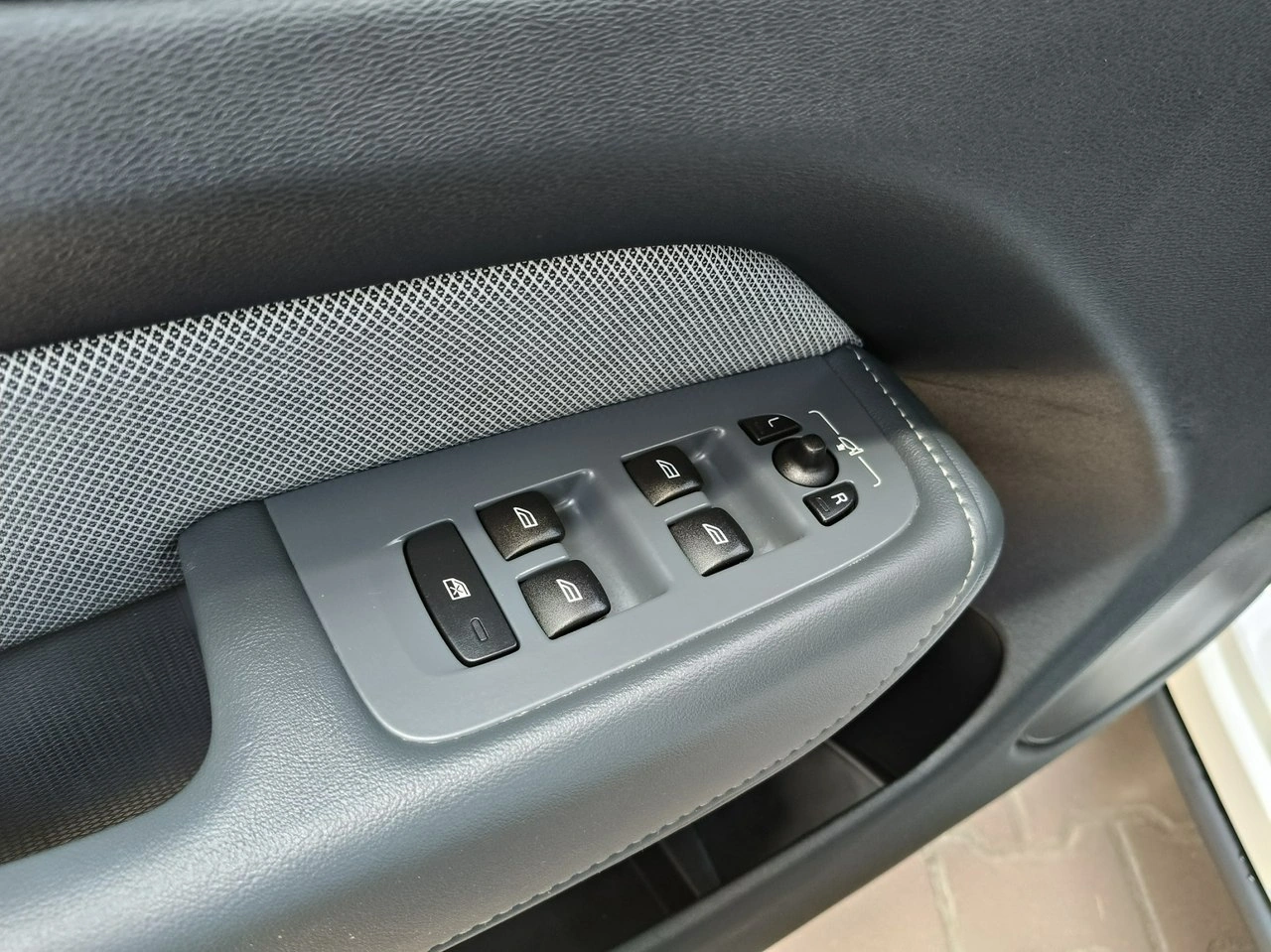 Volvo XC 60 - Zdjęcie 19