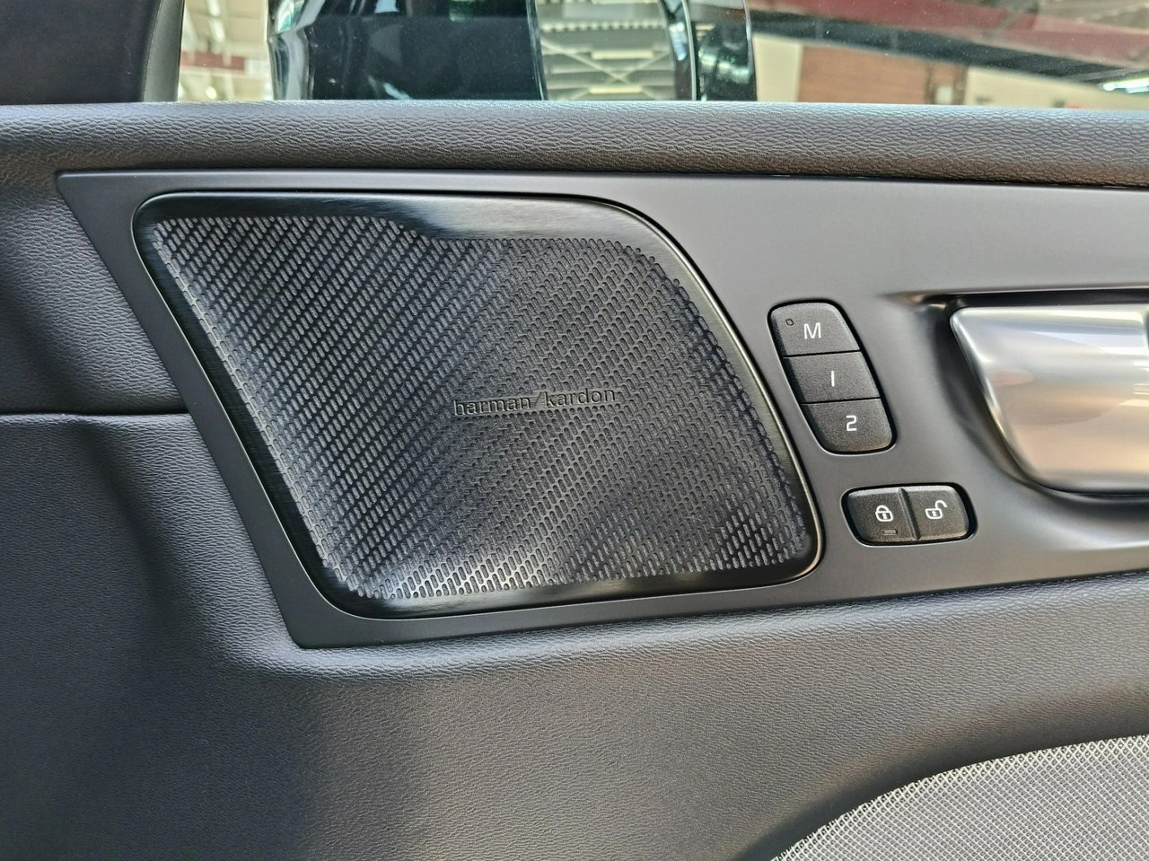 Volvo XC 60 - Zdjęcie 21