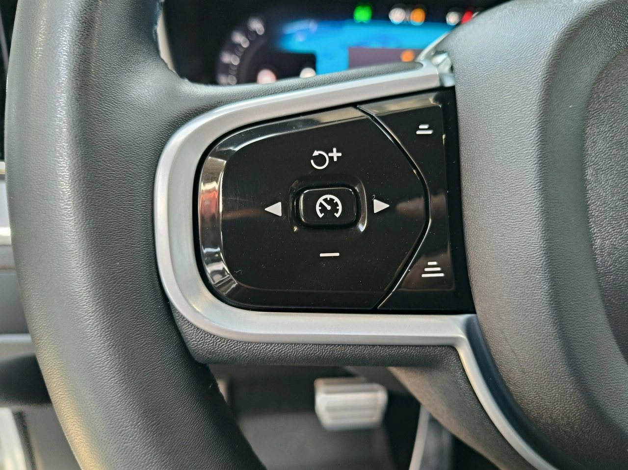 Volvo XC 60 - Zdjęcie 24