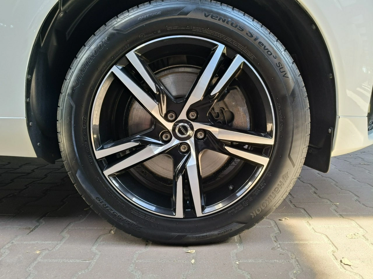 Volvo XC 60 - Zdjęcie 8