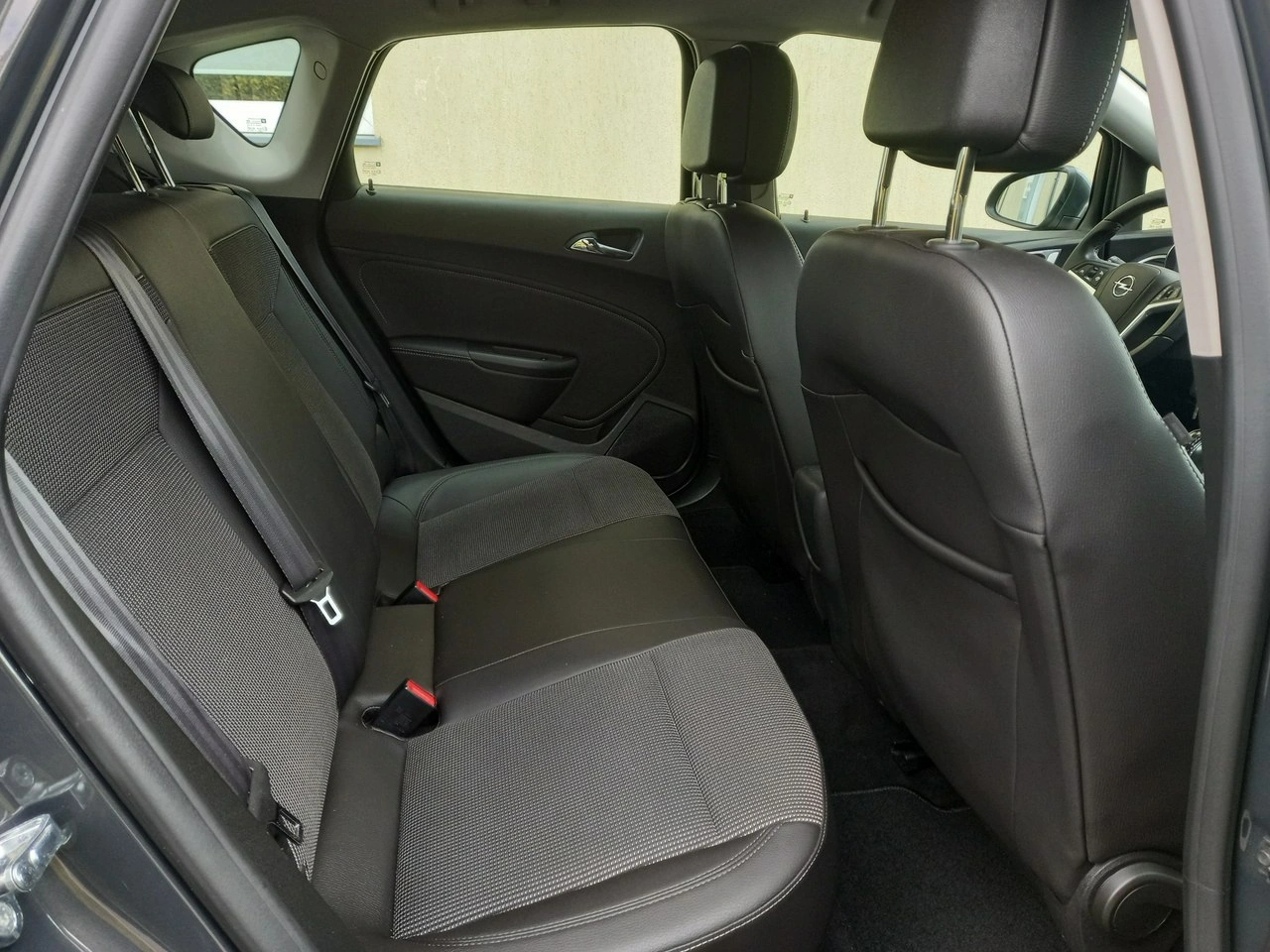 Opel Astra - Zdjęcie 20