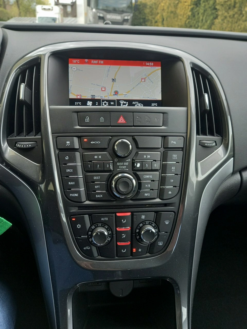 Opel Astra - Zdjęcie 30