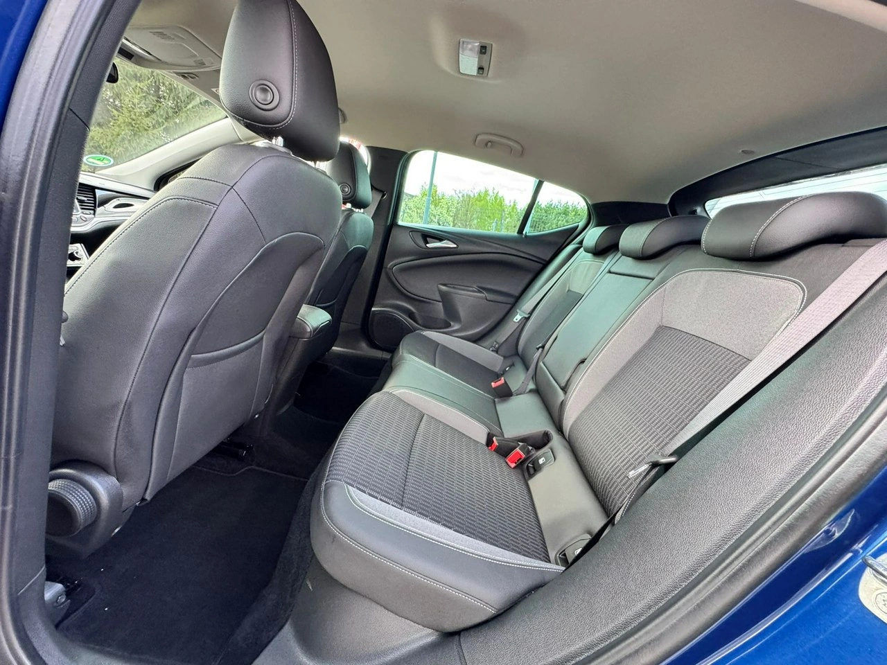 Opel Astra - Zdjęcie 24