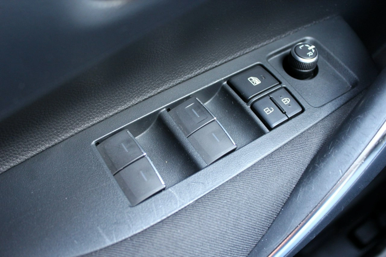 Toyota Corolla - Zdjęcie 26