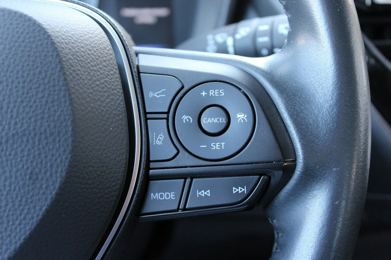 Toyota Corolla - Zdjęcie 18