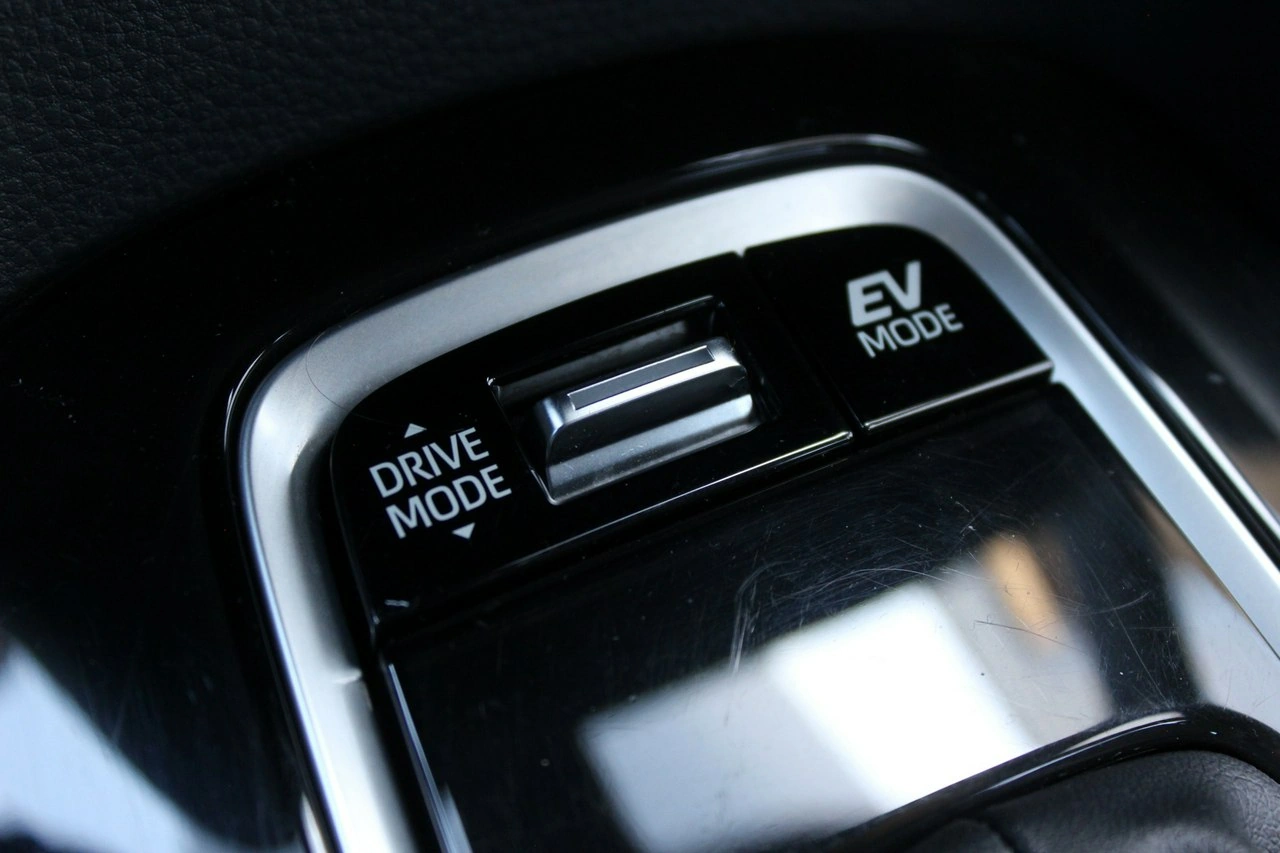 Toyota Corolla - Zdjęcie 24