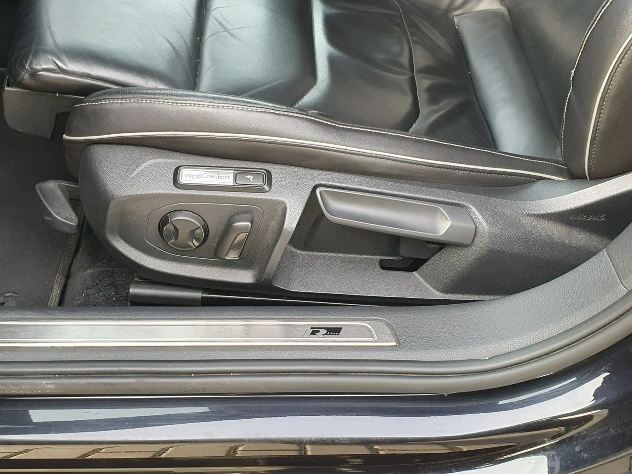 Volkswagen Arteon - Zdjęcie 20