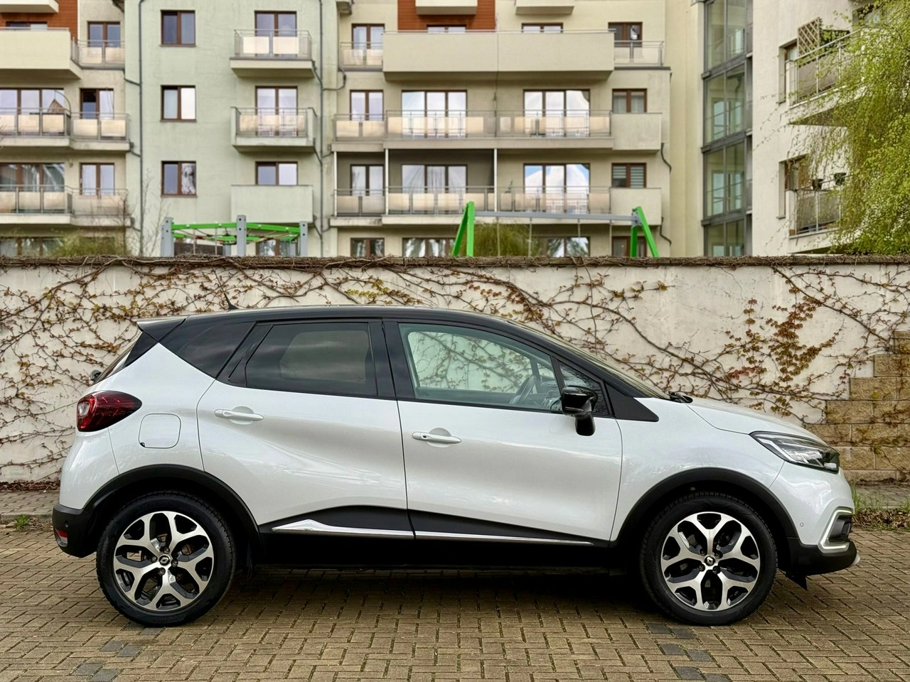 Renault Captur - Zdjęcie 10