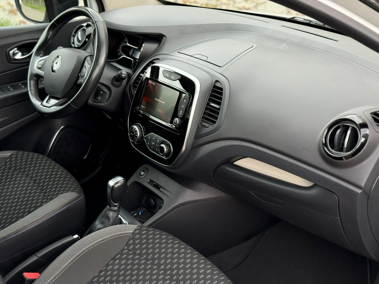 Renault Captur - Zdjęcie 14