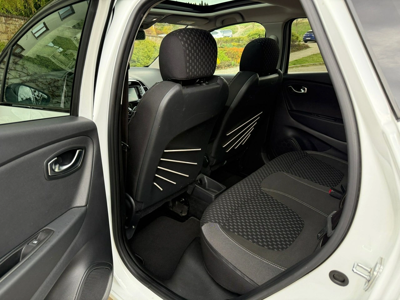 Renault Captur - Zdjęcie 16