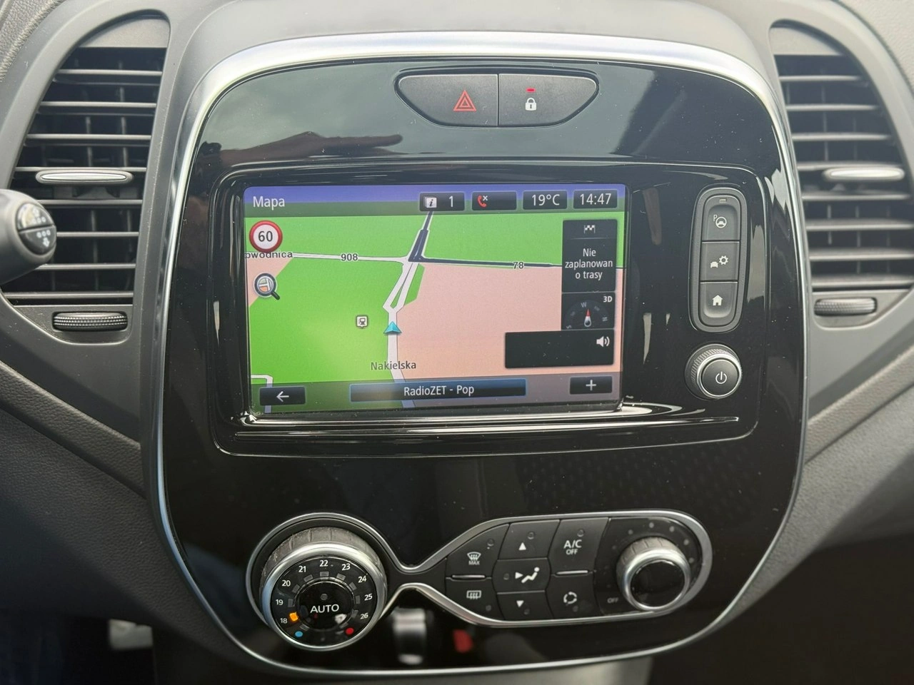 Renault Captur - Zdjęcie 23