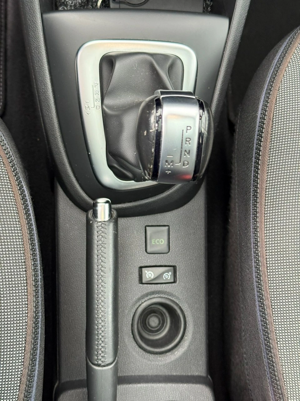 Renault Captur - Zdjęcie 26