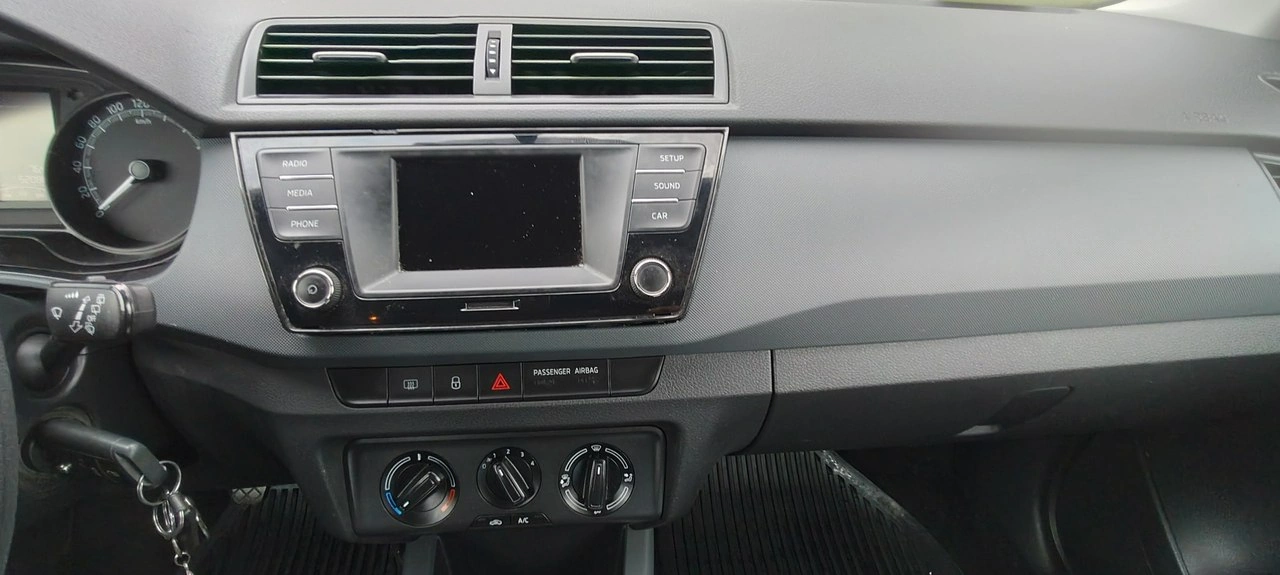 Skoda Fabia - Zdjęcie 9
