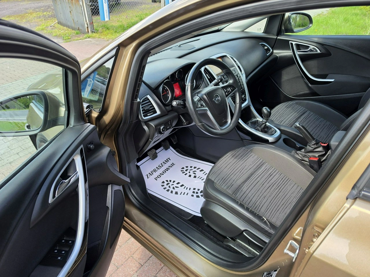 Opel Astra - Zdjęcie 12