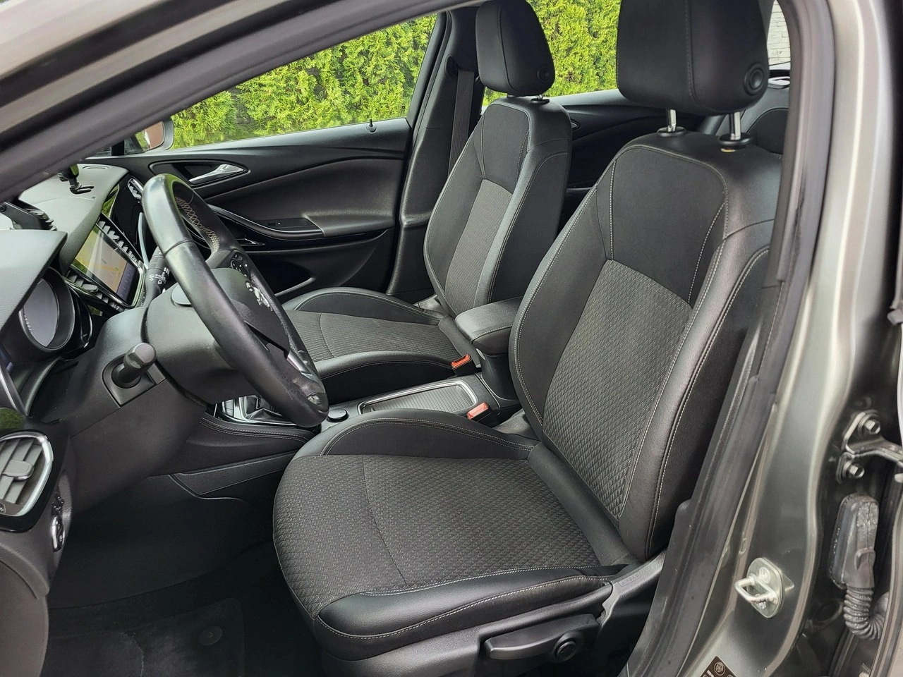 Opel Astra - Zdjęcie 9