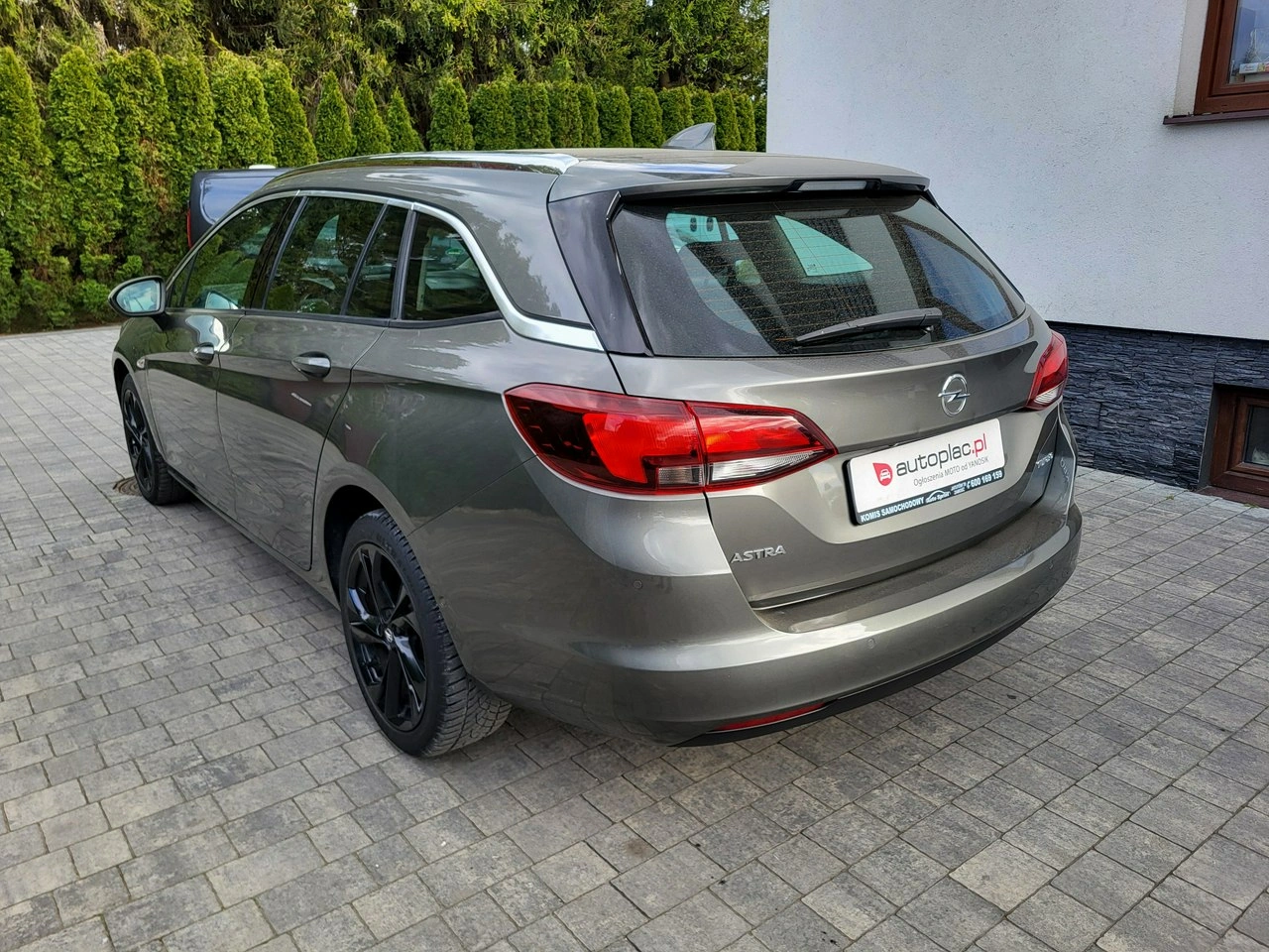 Opel Astra - Zdjęcie 6