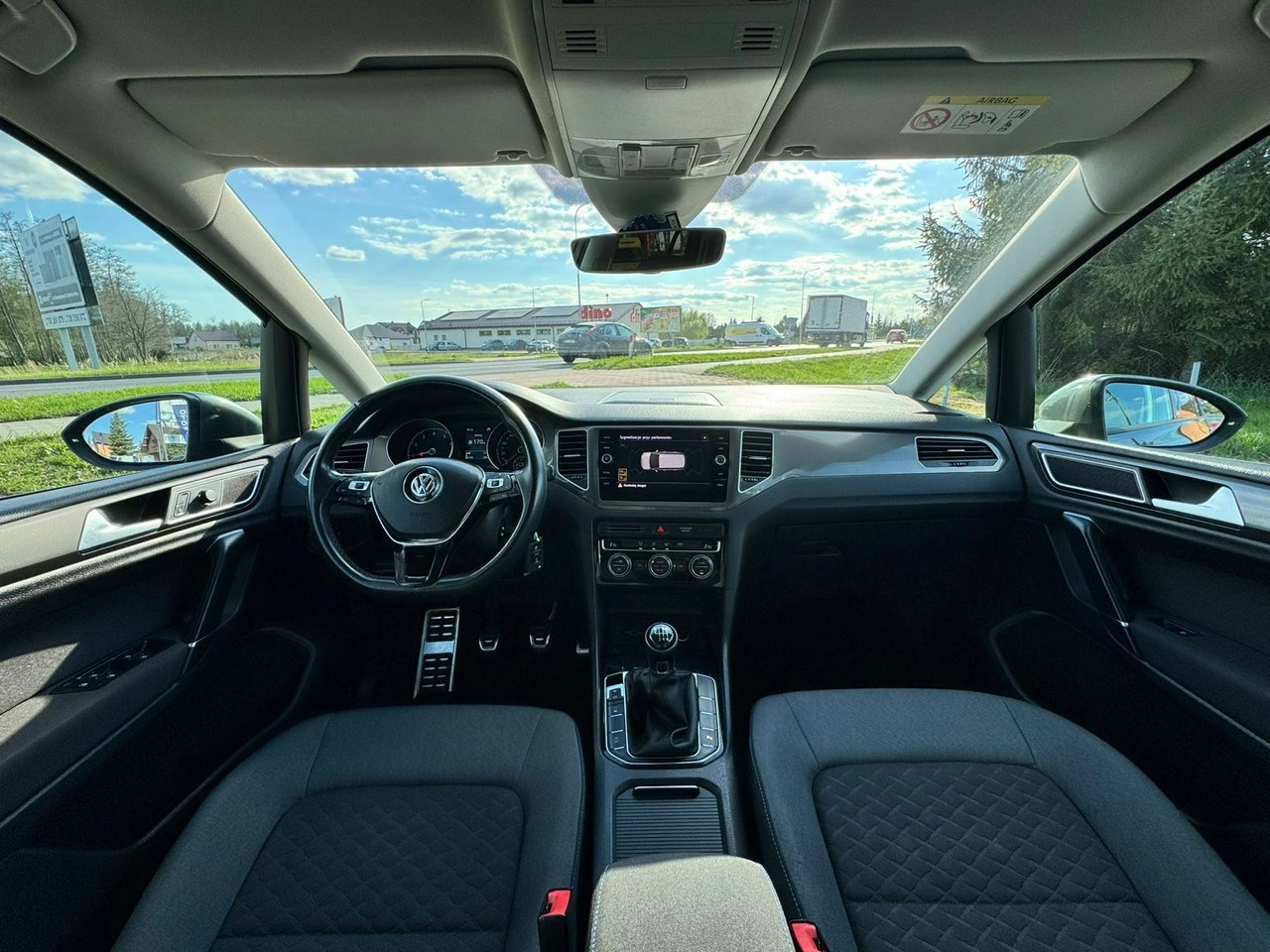 Volkswagen Golf Sportsvan - Zdjęcie 16