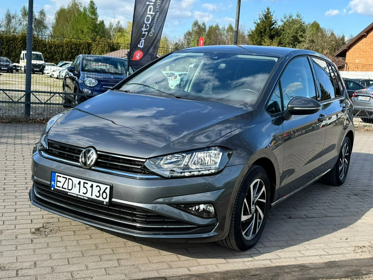 Volkswagen Golf Sportsvan - Zdjęcie 4