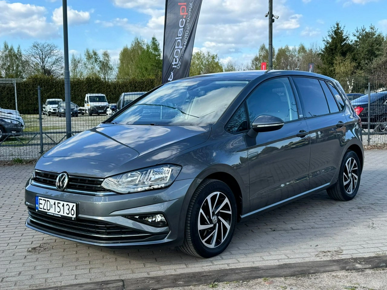 Volkswagen Golf Sportsvan - Zdjęcie 8