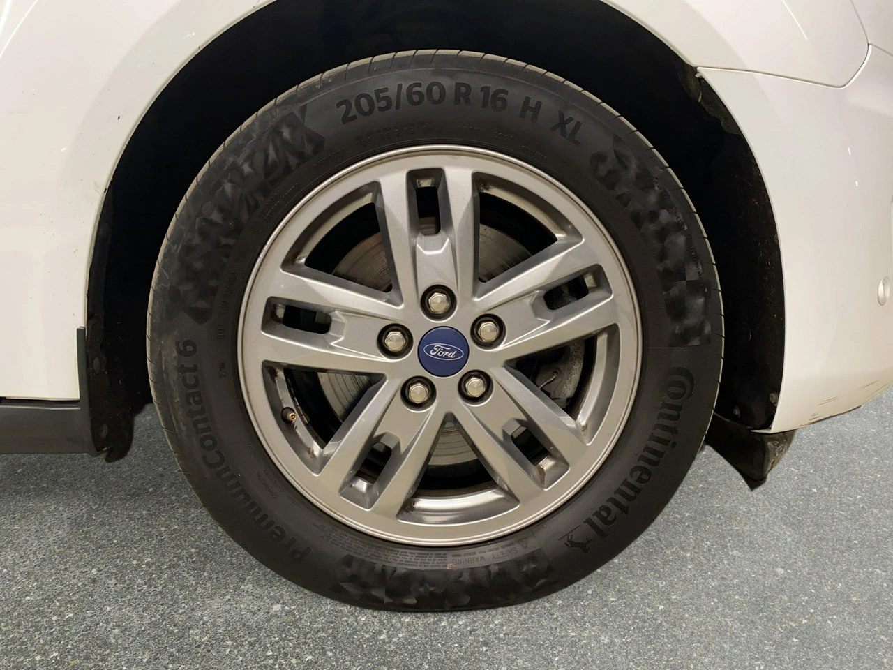 Ford Tourneo Connect - Zdjęcie 9