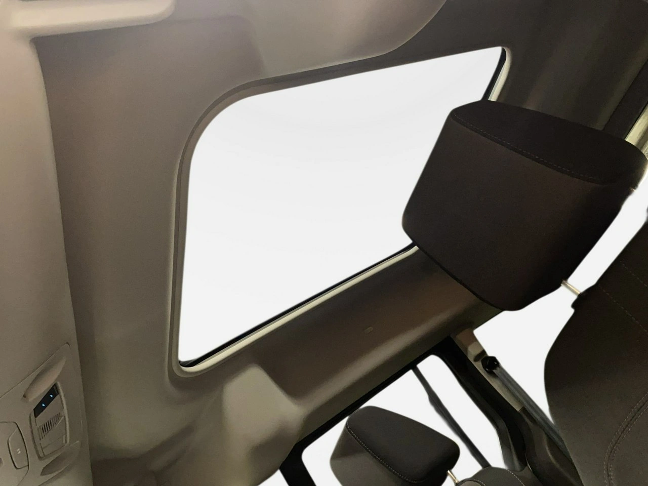 Ford Tourneo Connect - Zdjęcie 16