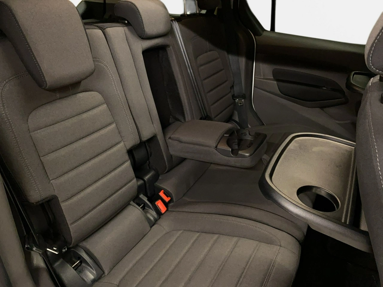 Ford Tourneo Connect - Zdjęcie 17