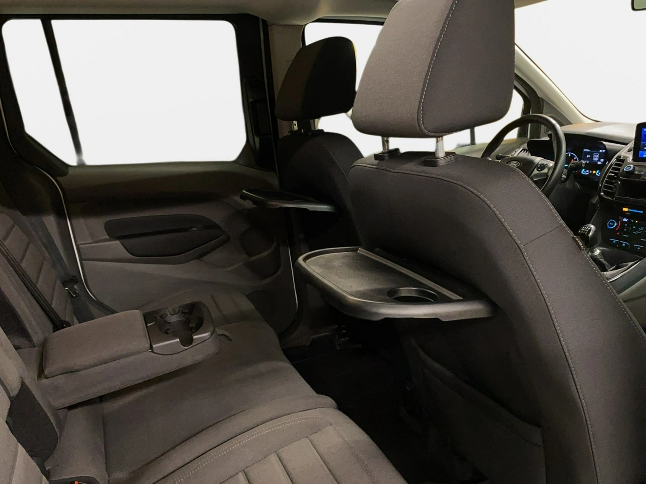 Ford Tourneo Connect - Zdjęcie 18