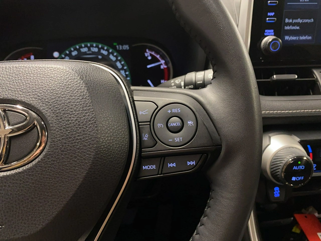 Toyota RAV-4 - Zdjęcie 22