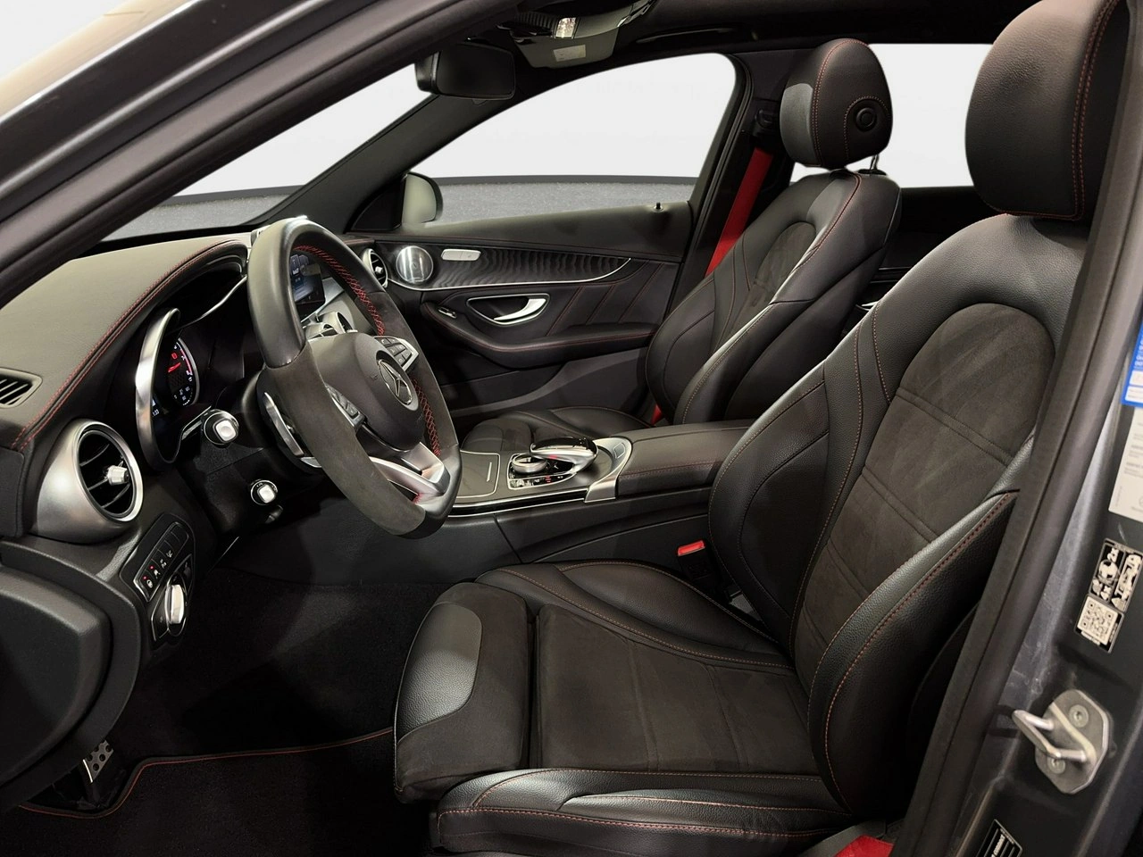 Mercedes C 43 AMG - Zdjęcie 13