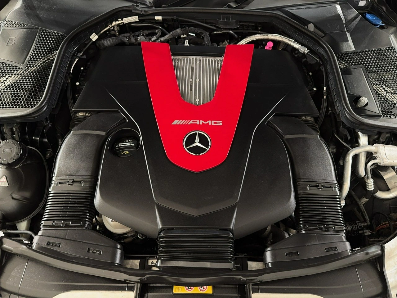 Mercedes C 43 AMG - Zdjęcie 37