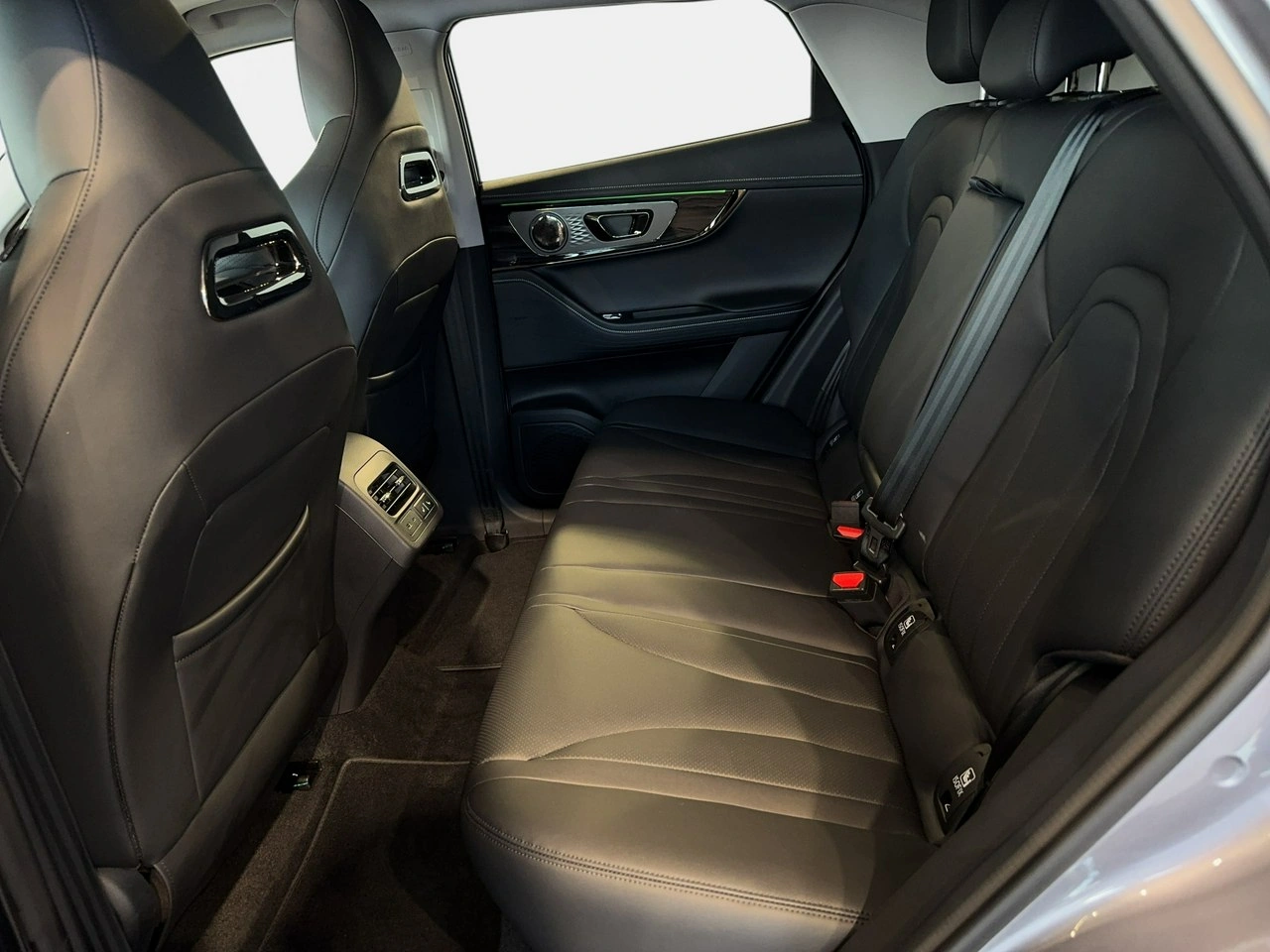 Omoda E5 - Zdjęcie 13