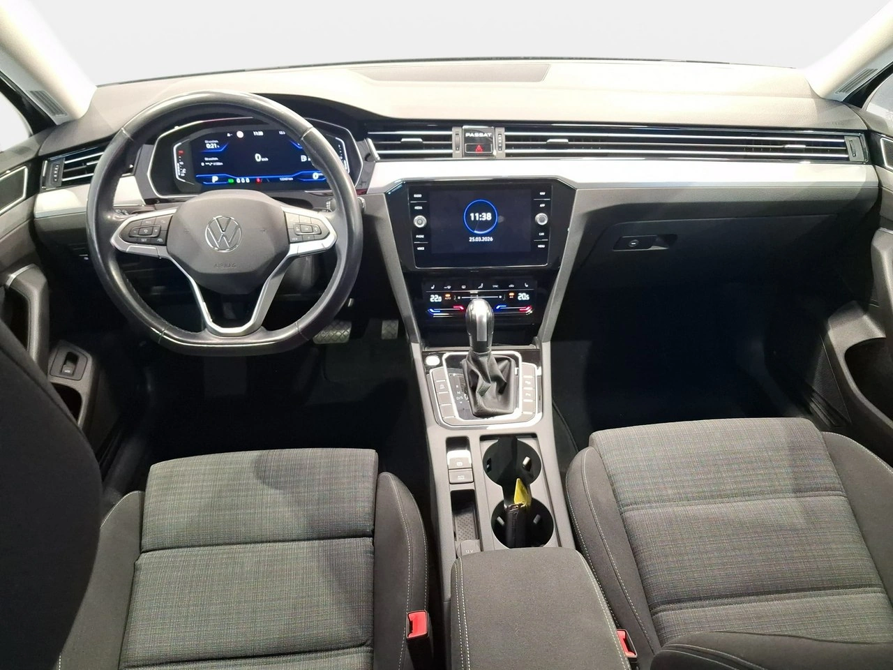 Volkswagen Passat Variant - Zdjęcie 12