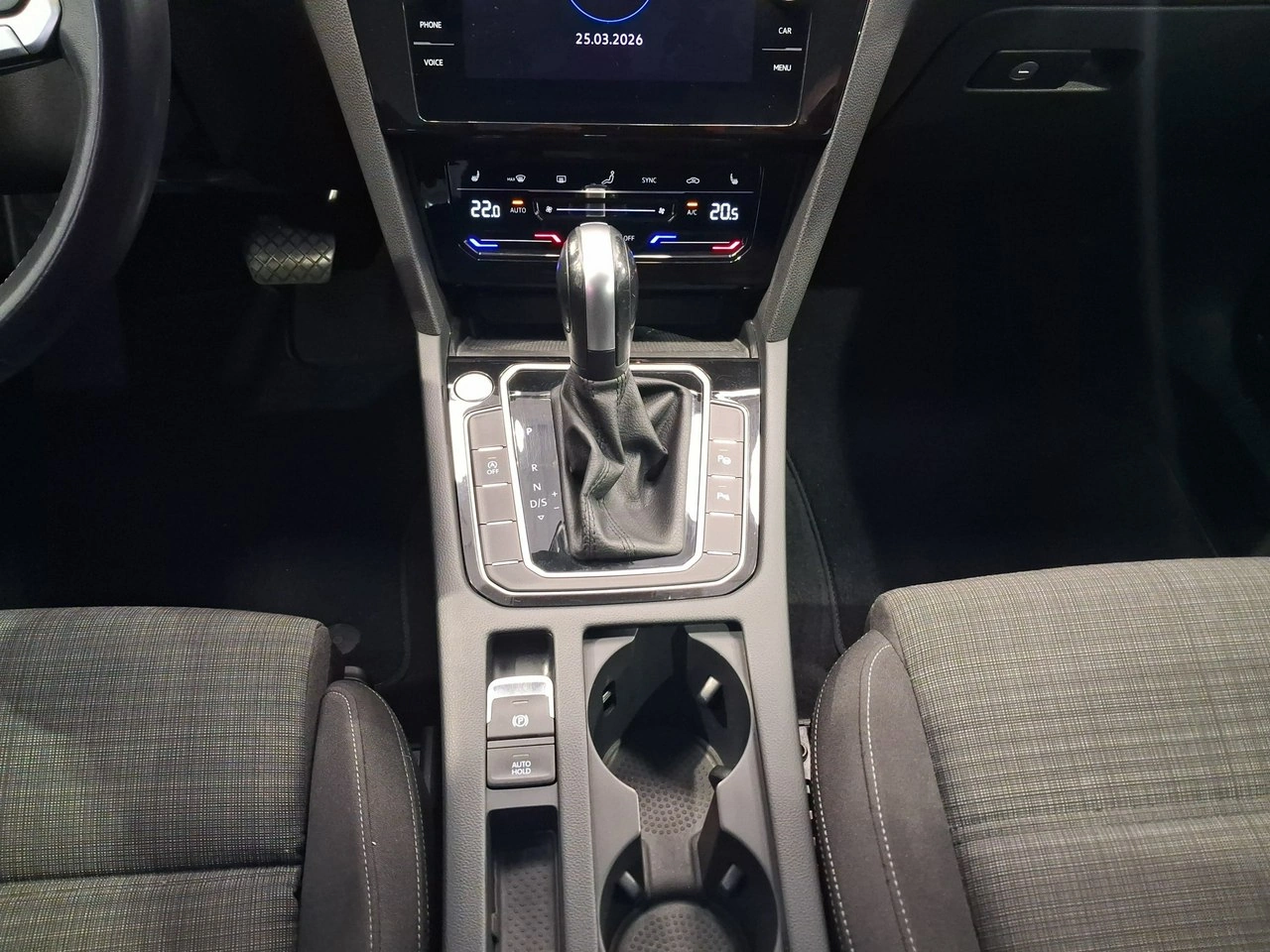 Volkswagen Passat Variant - Zdjęcie 20