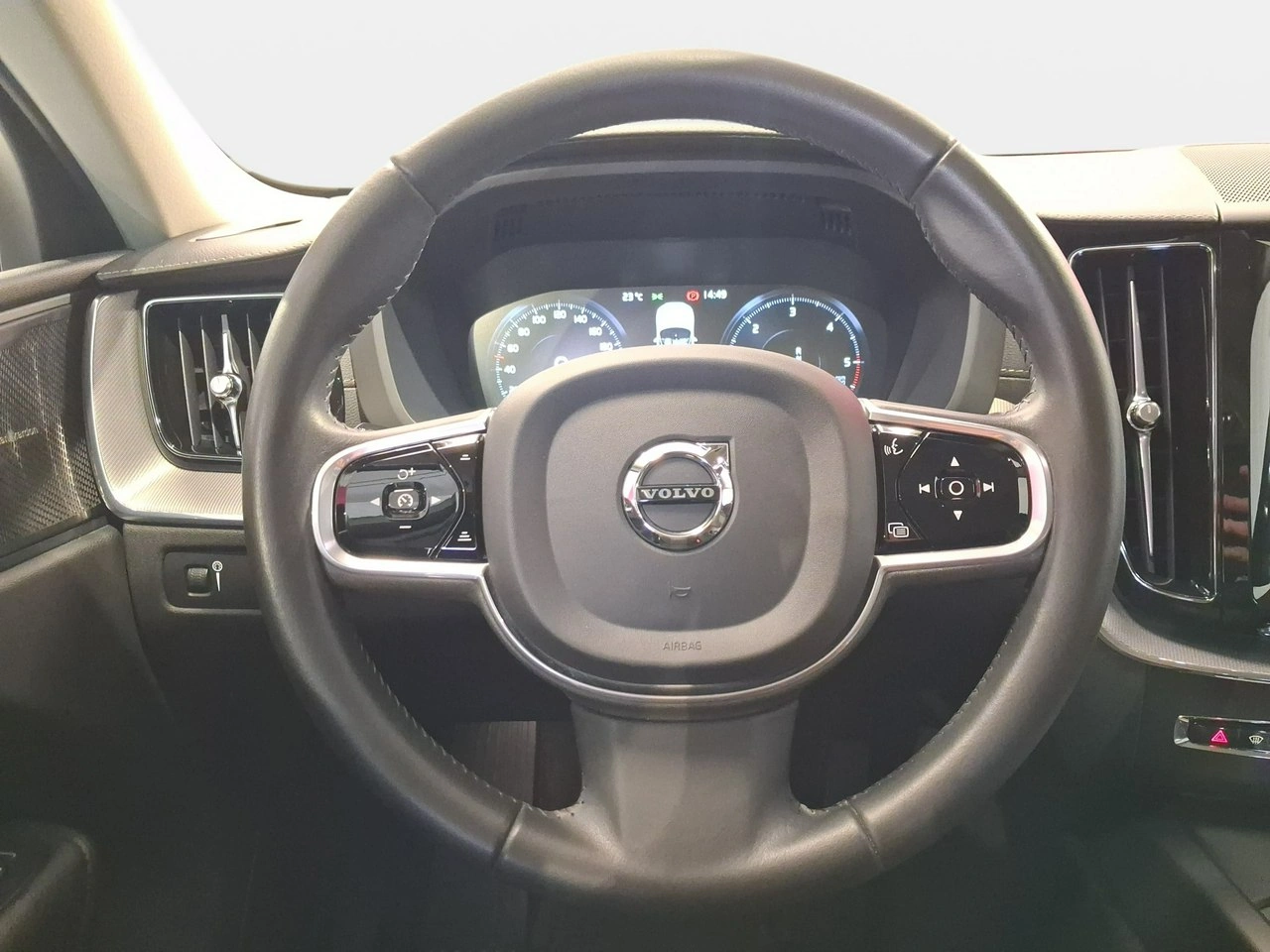 Volvo XC 60 - Zdjęcie 18