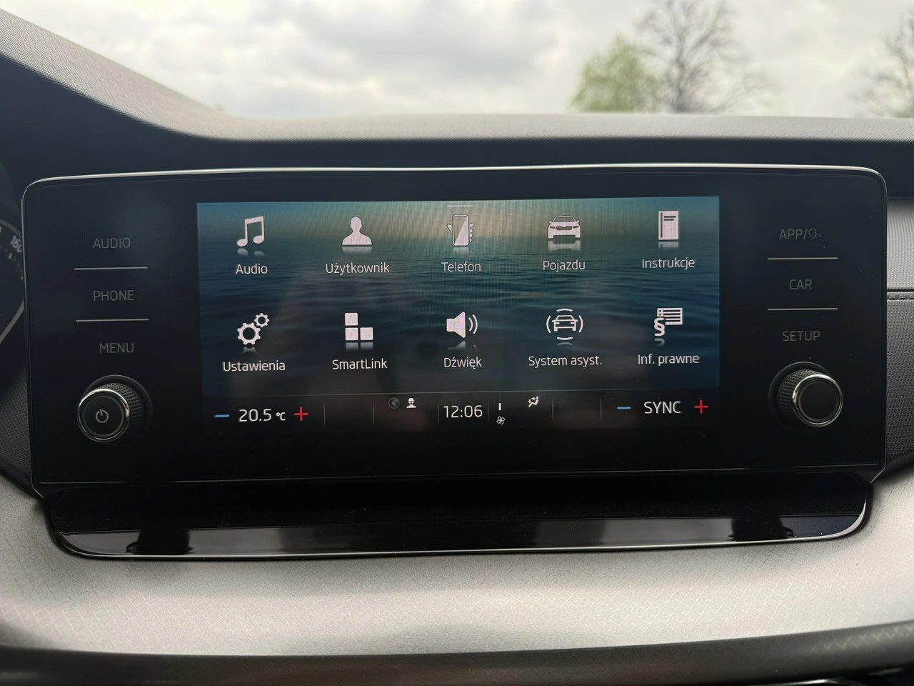 Skoda Octavia - Zdjęcie 14