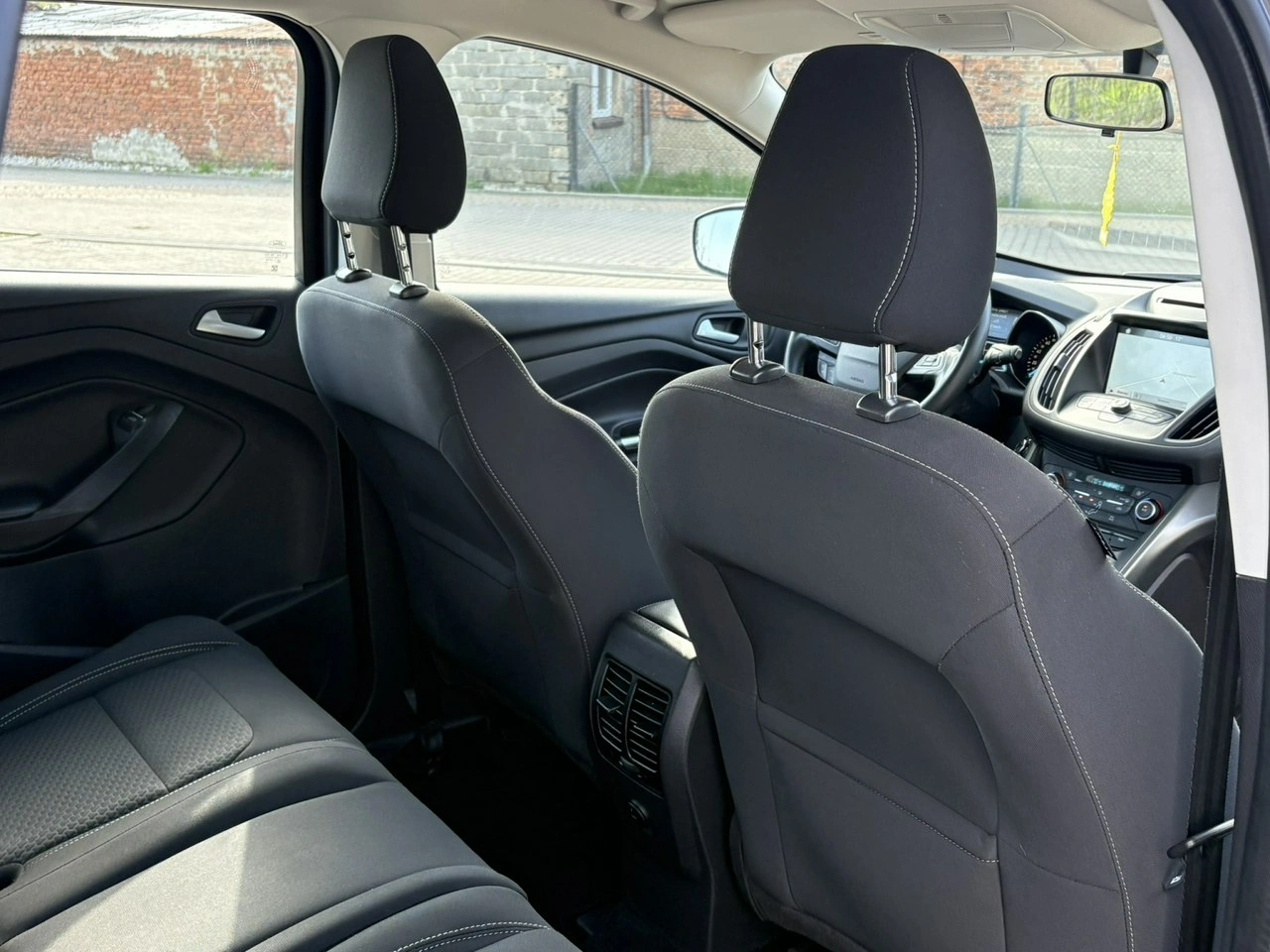 Ford Kuga - Zdjęcie 13